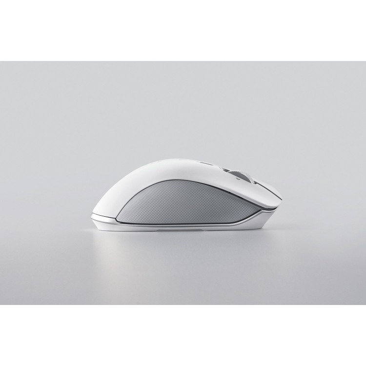 https___hybrismediaprod.blob_.core_.windows.net_sys-master-phoenix-images-container_h64_hd1_9199704932382_razer-pro-click-1500x1000-2-750x750-1